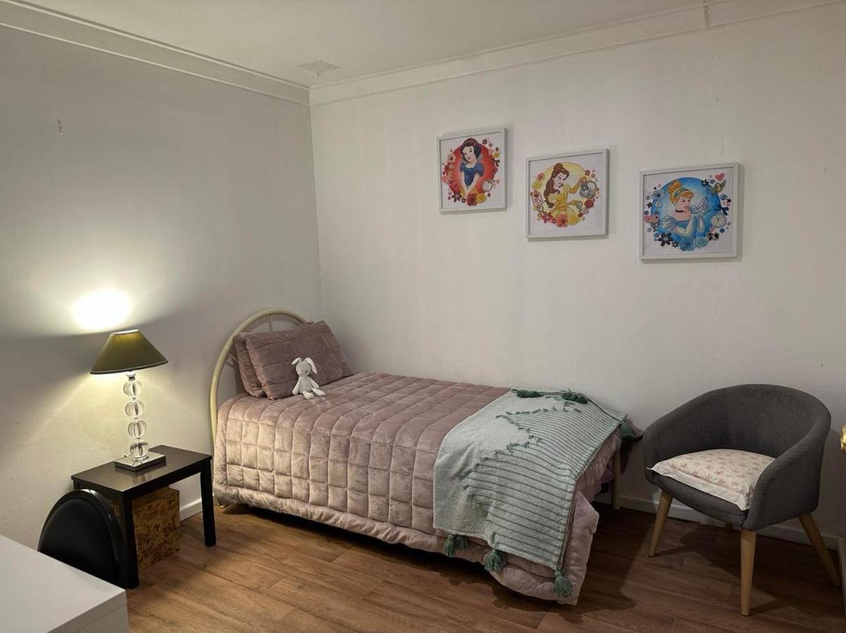 Cozy Inn Перт Екстер'єр фото